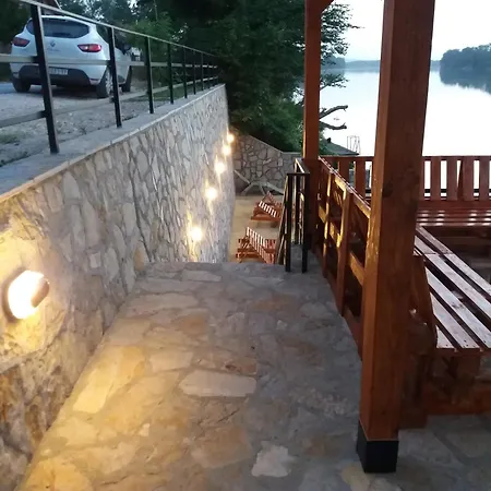 Srebrna Obala Апартаменты *